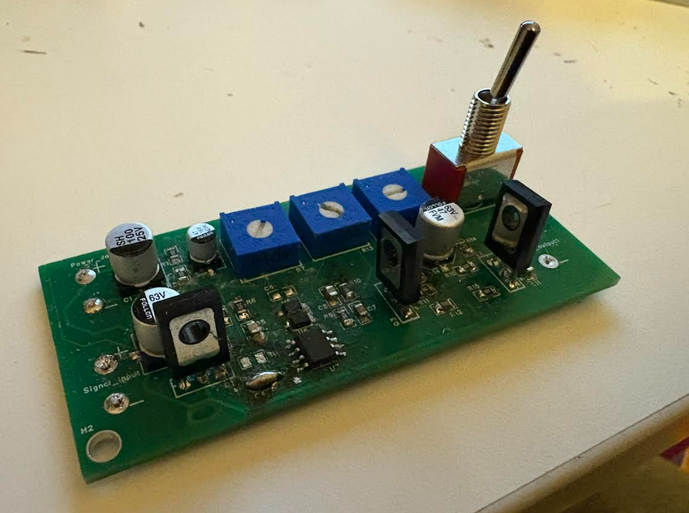 Distortion pedal test rig